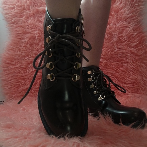 Rain Boots - Picture 3 of 6